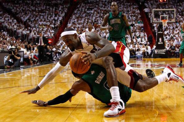 9球体育nba-9球体育带你深度解析NBA赛场精彩瞬间